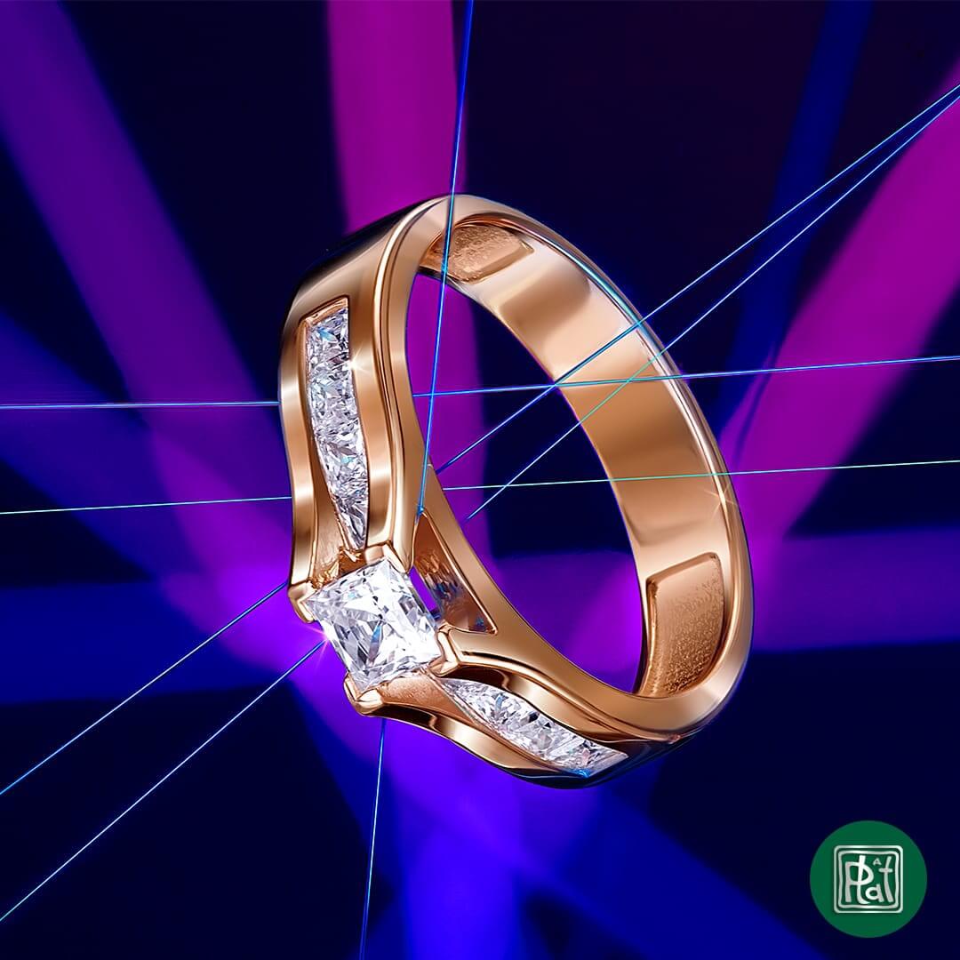 Квадратная огранка бриллианта в помолвочных кольцах смотрится актуально и современно